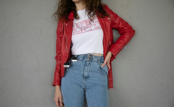 Wie style ich Vintage-Kleidung modern?